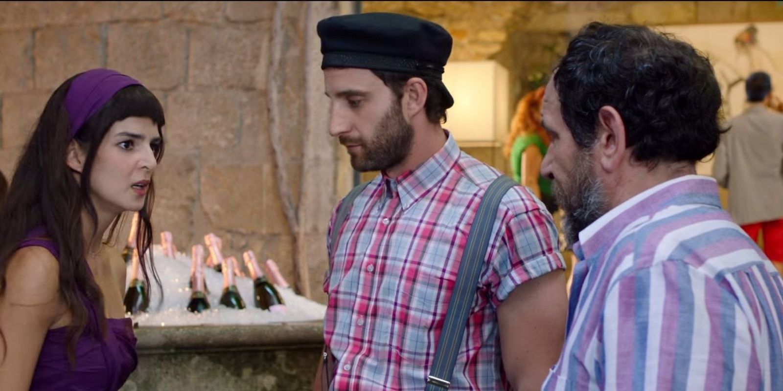 ET, el extraterrestre                                       HHHH                                          21.35 boing Rocky III                                                              l                                            22.00 paramount                 Hola, ¿está s s ola?                               HH                                                                     22.15  la 2