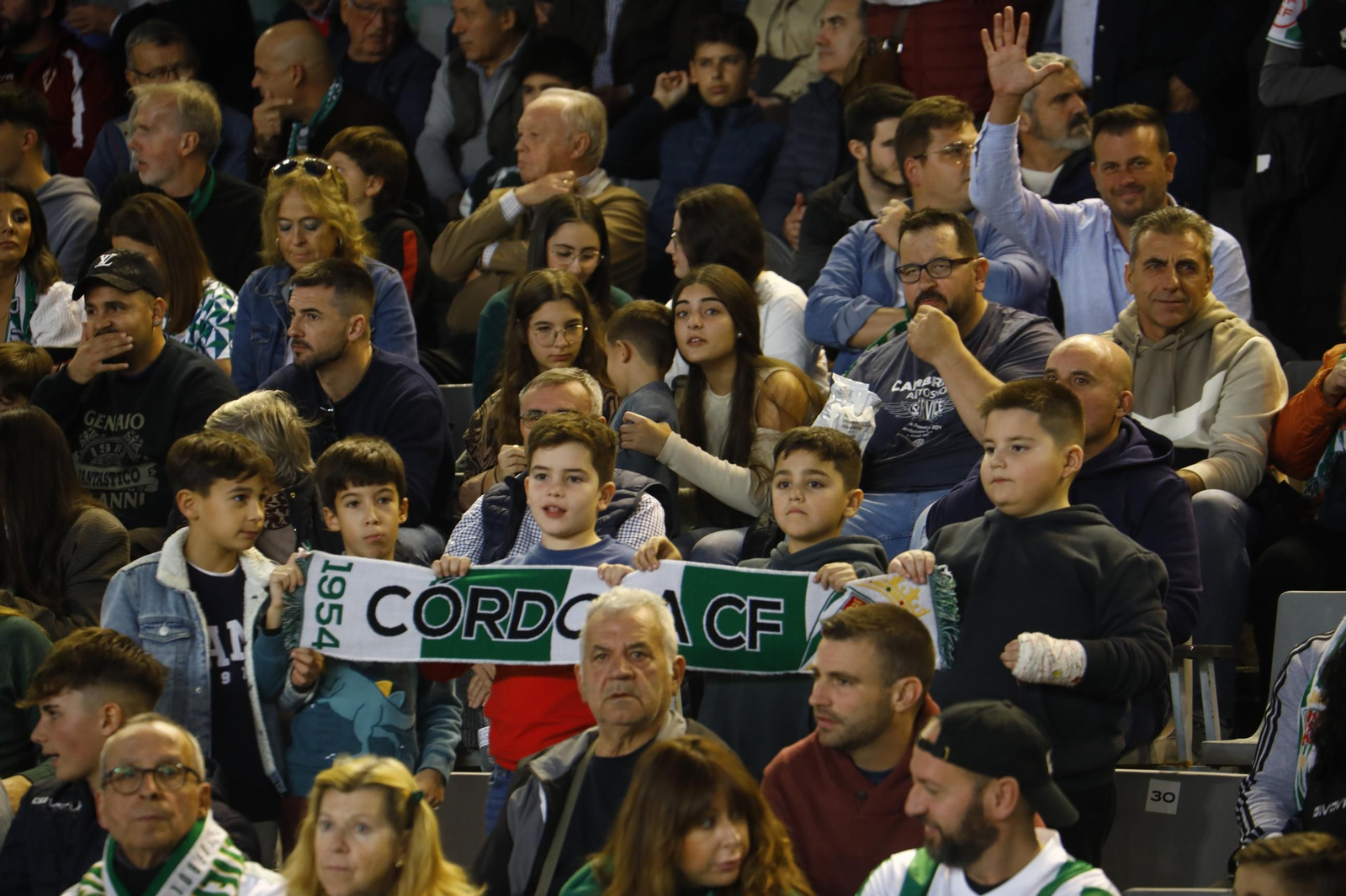 Las mejores fotos del ambiente en el Córdoba CF - Zaragoza en El Arcángel