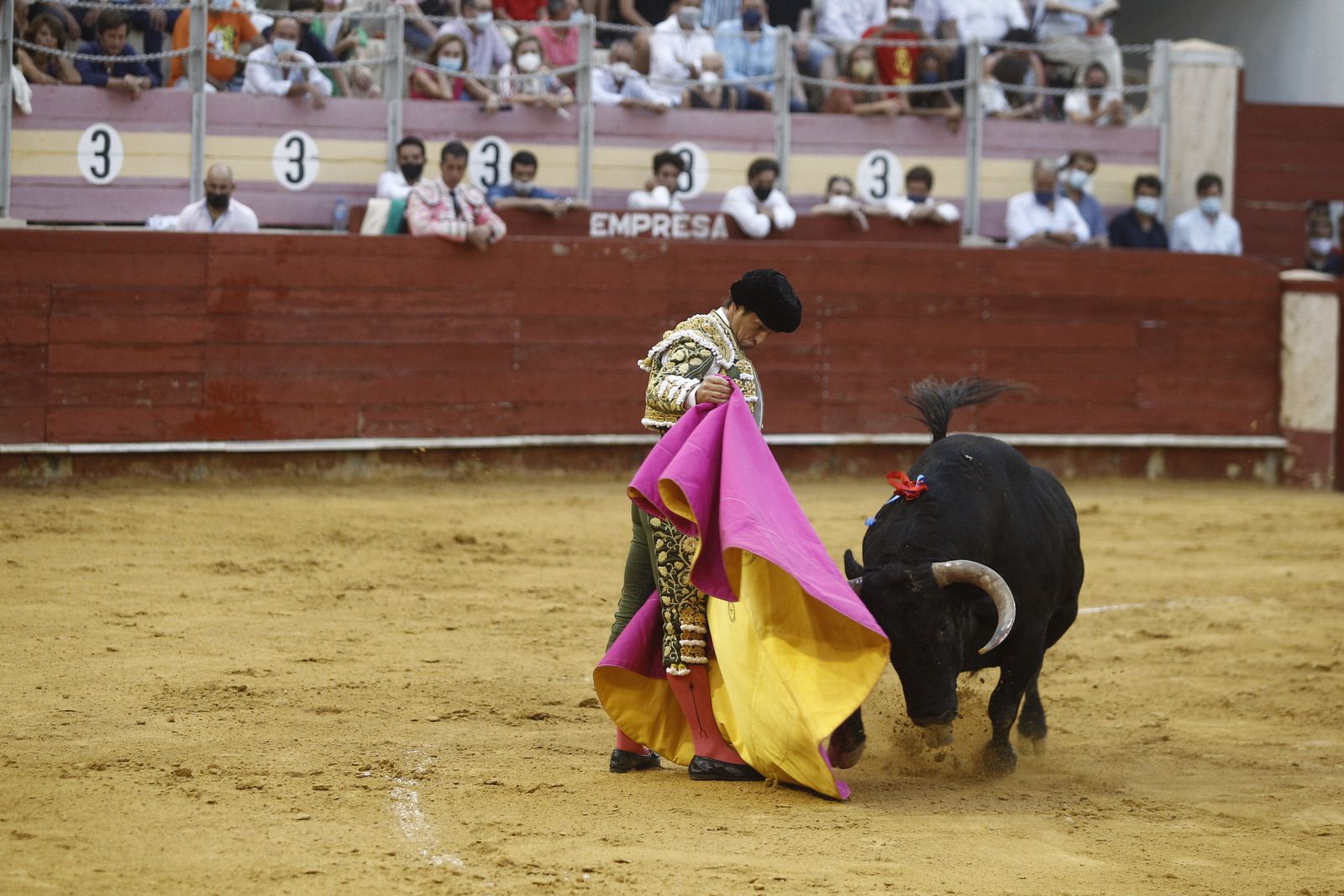 Fotogalería primera corrida de toros Feria de Almería