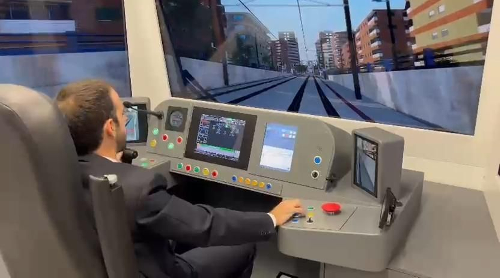 Nuevo simulador de conducción de trenes del Metro de Granada