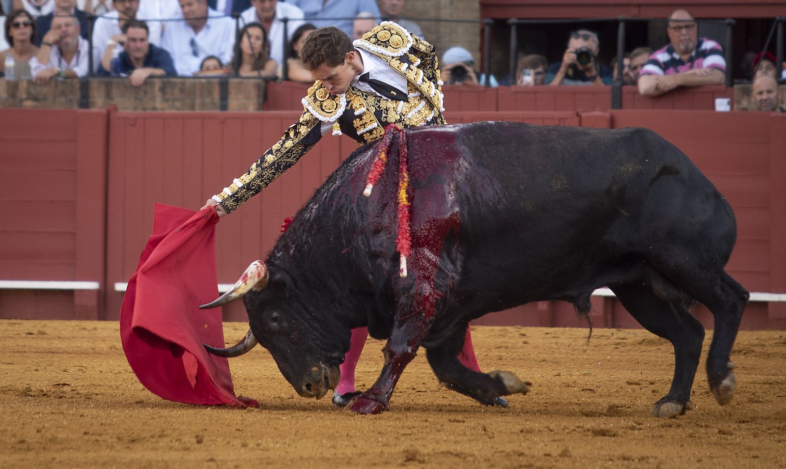Las mejores imágenes de la tercera corrida de la Feria de San Miguel de Sevilla