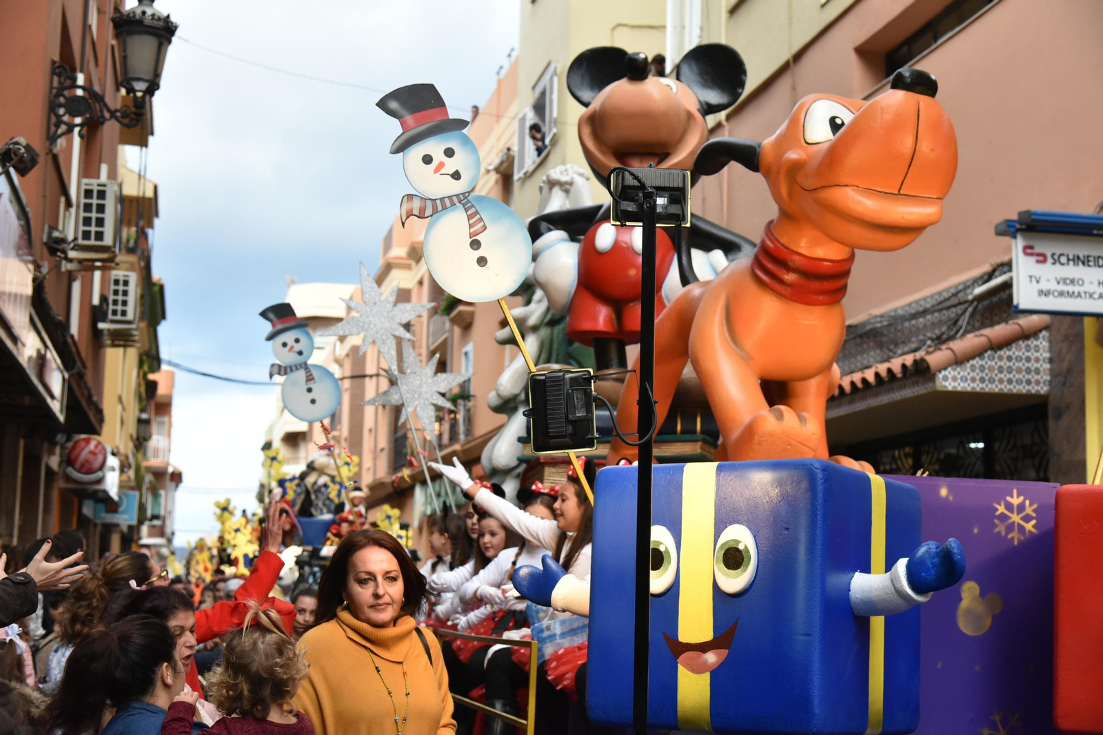 Imágenes de la Cabalgata de la ilusión en La Línea