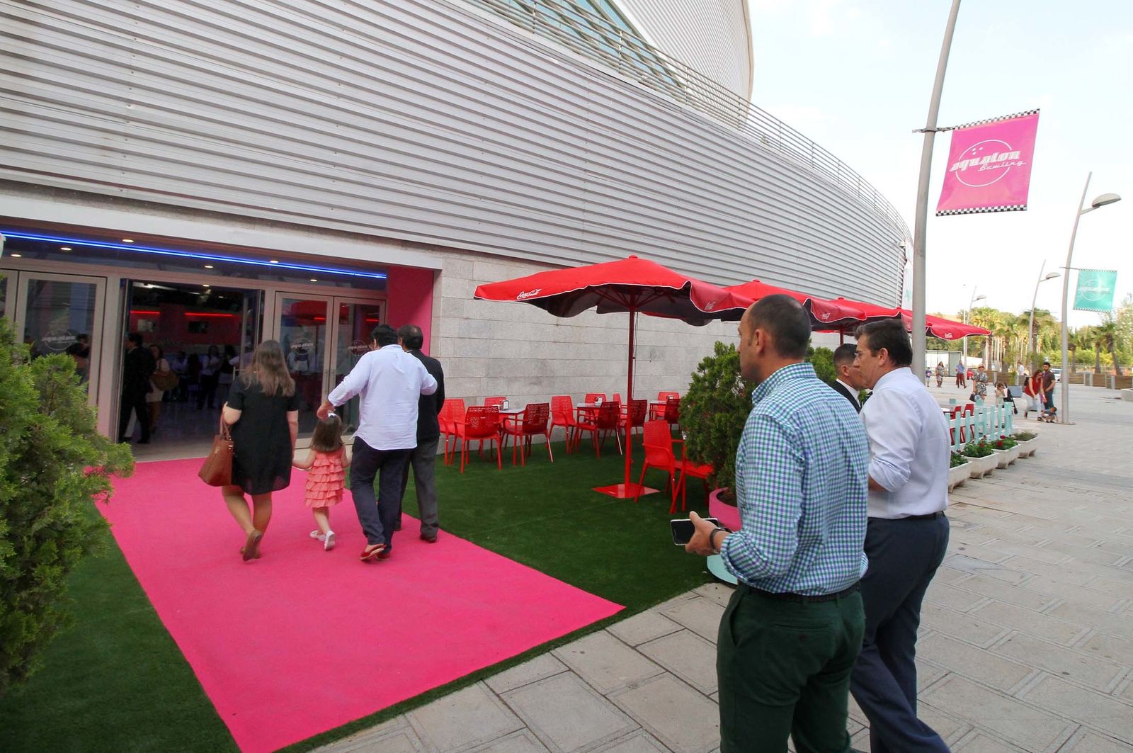 Imágenes del Aqualon Bowling.