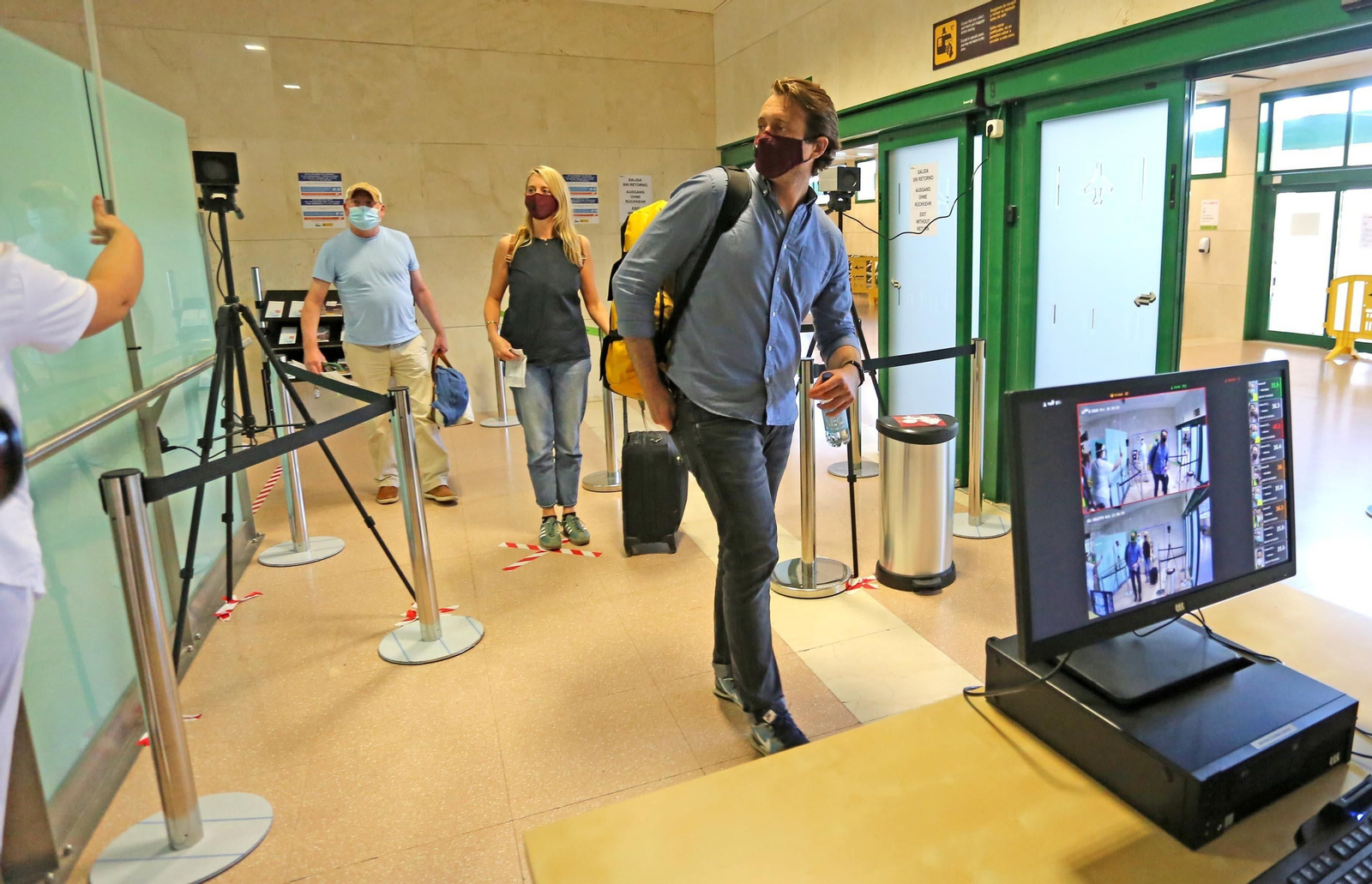 Controles sanitarios en el Aeropuerto de Jerez