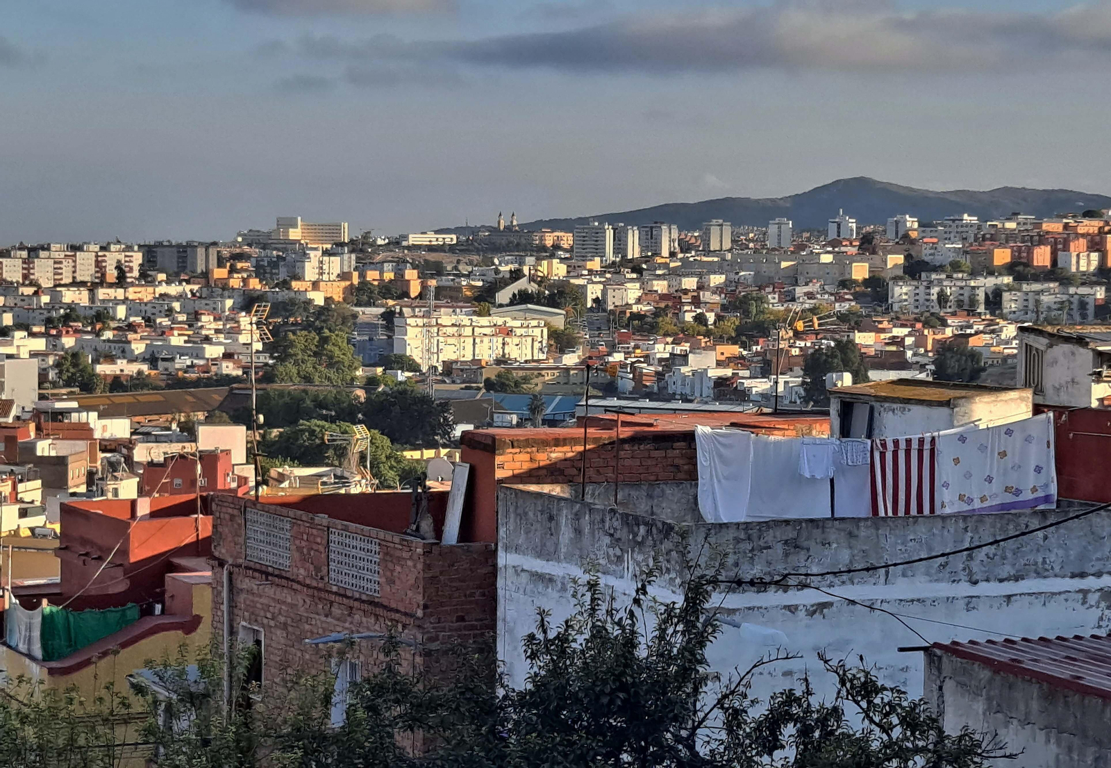 Fotos de La Bajadilla, en Algeciras, tras los incidentes del fin de semana