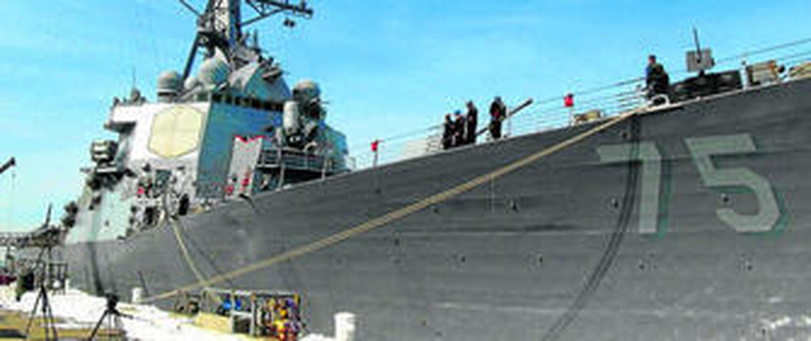 El destructor 'USS Donald Cook' a su salida desde Estados Unidos con destino a la base naval de Rota, en el inicio del despliegue del escudo antimisiles.