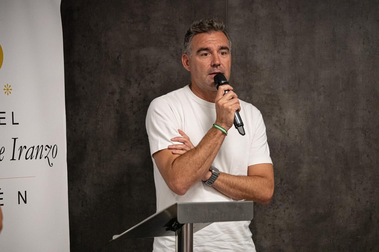 Fran Anera, durante su intervención en el acto de presentación de la segunda equipación.