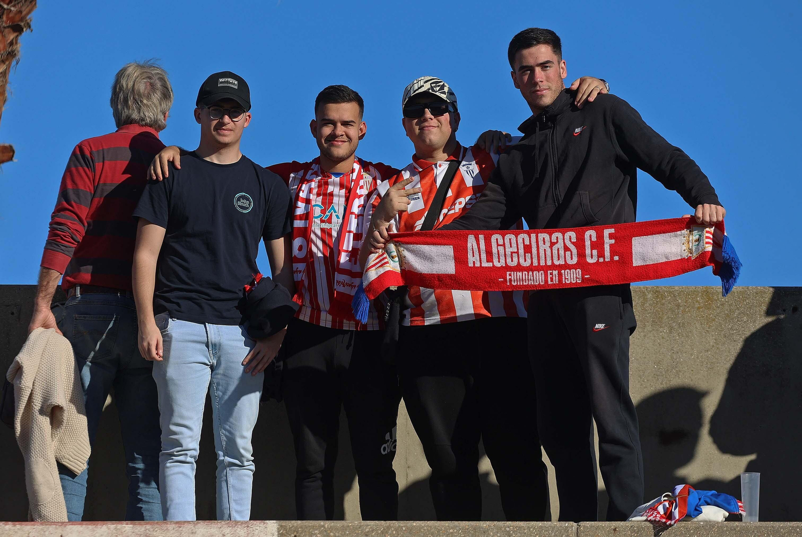 Búscate en el Nuevo Mirador durante el Algeciras - Real Madrid Castilla de Primera Federación