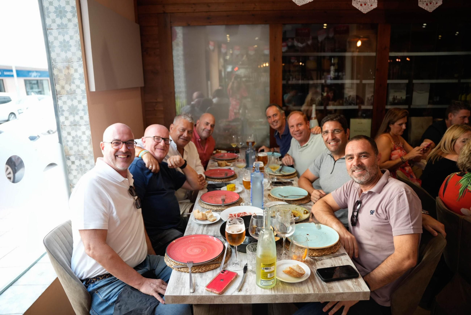 Los almerienses disfrutan del martes en la Feria del Mediodía