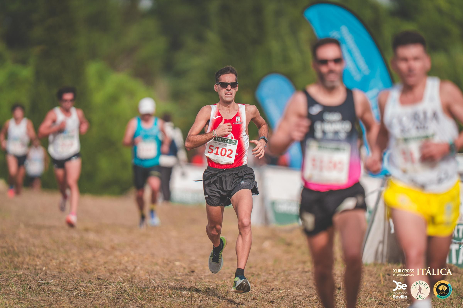 Búscate en las fotos del Cross de Itálica 2025 | 12