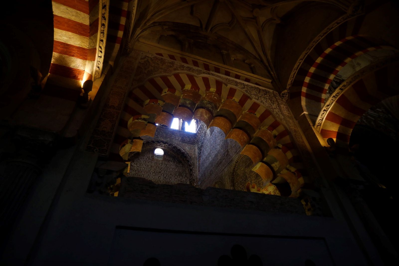 Una visita a las cubiertas y la Capilla Real de la Mezquita-Catedral de Córdoba, en imágenes