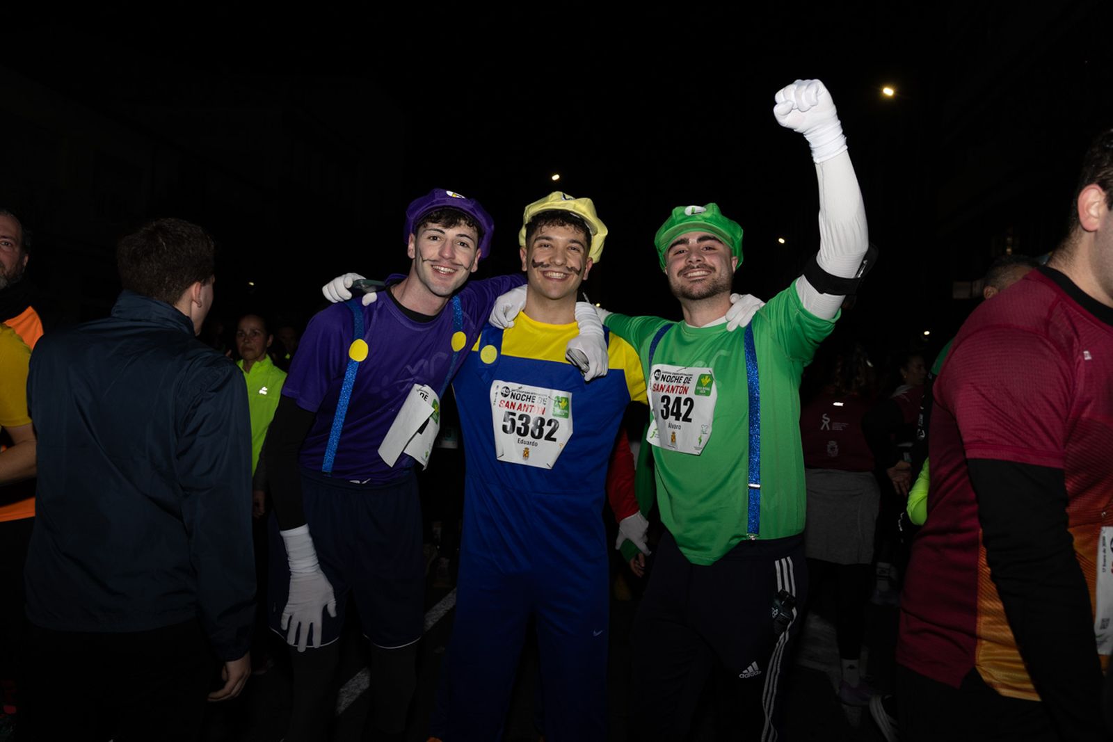 En imágenes: búscate en tu llegada a meta de la Carrera de San Antón 2026 (IV)