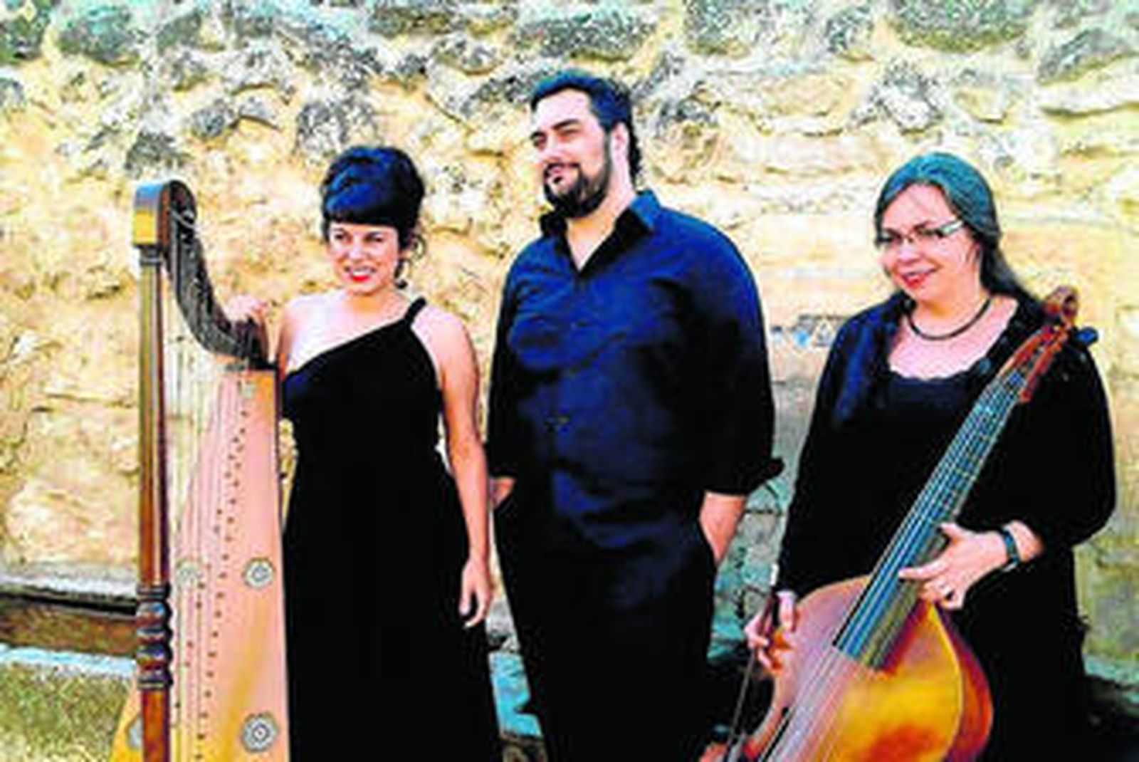 Sara Águeda, Víctor Sordo y Calia Álvarez.