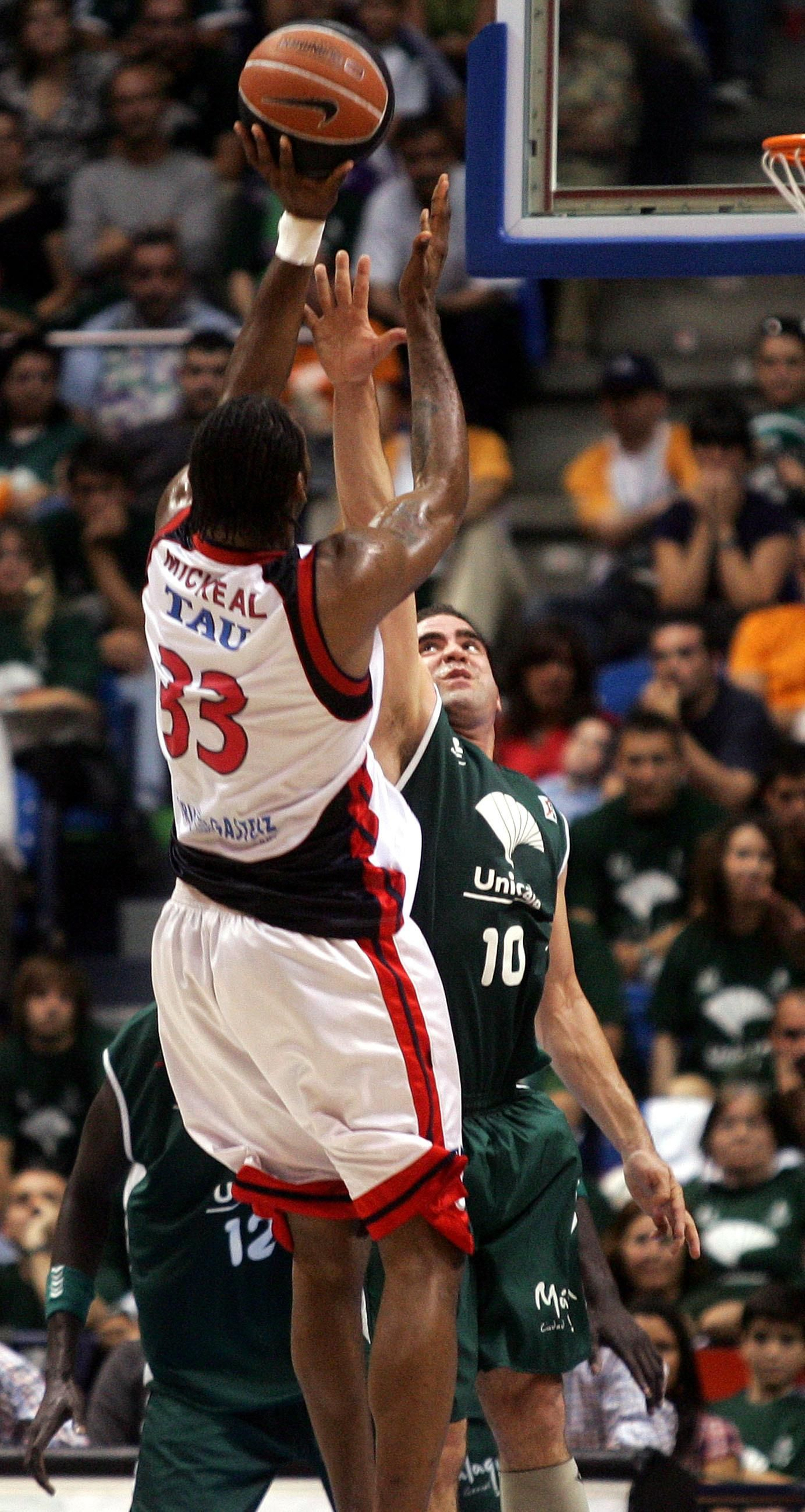La carrera de Carlos Cabezas, en fotos