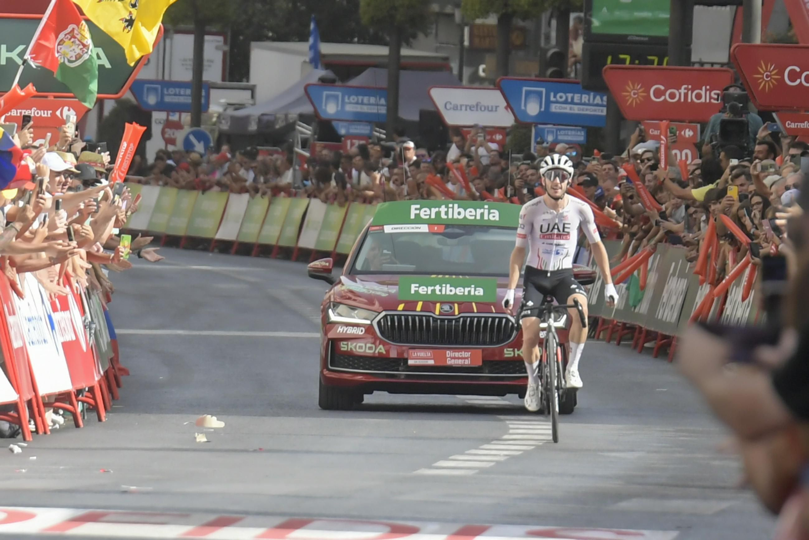Adam Yates, último ganador de etapa en Granada de la Vuelta Ciclista a España en agosto de 2024