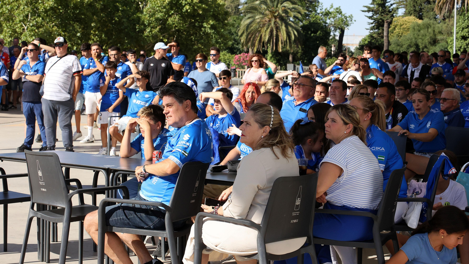 Celebración de los aficionados del Xerez DFC por el ascenso