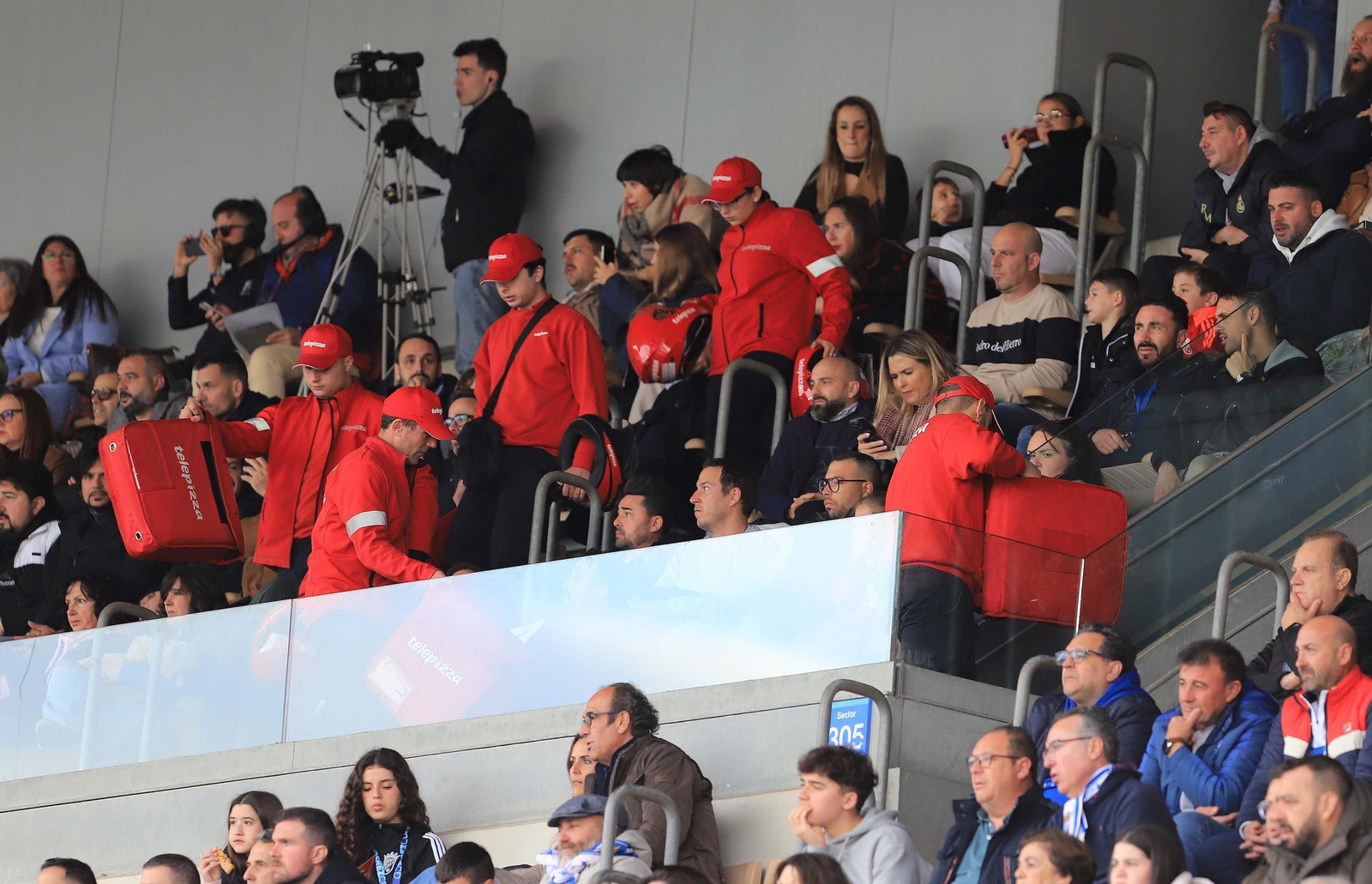 Búscate en el partido del Xerez CD contra el Recreativo Granada