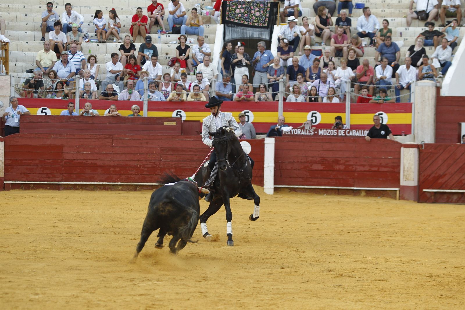 Fotogalería corrida de rejones. Feria de Almería 2019