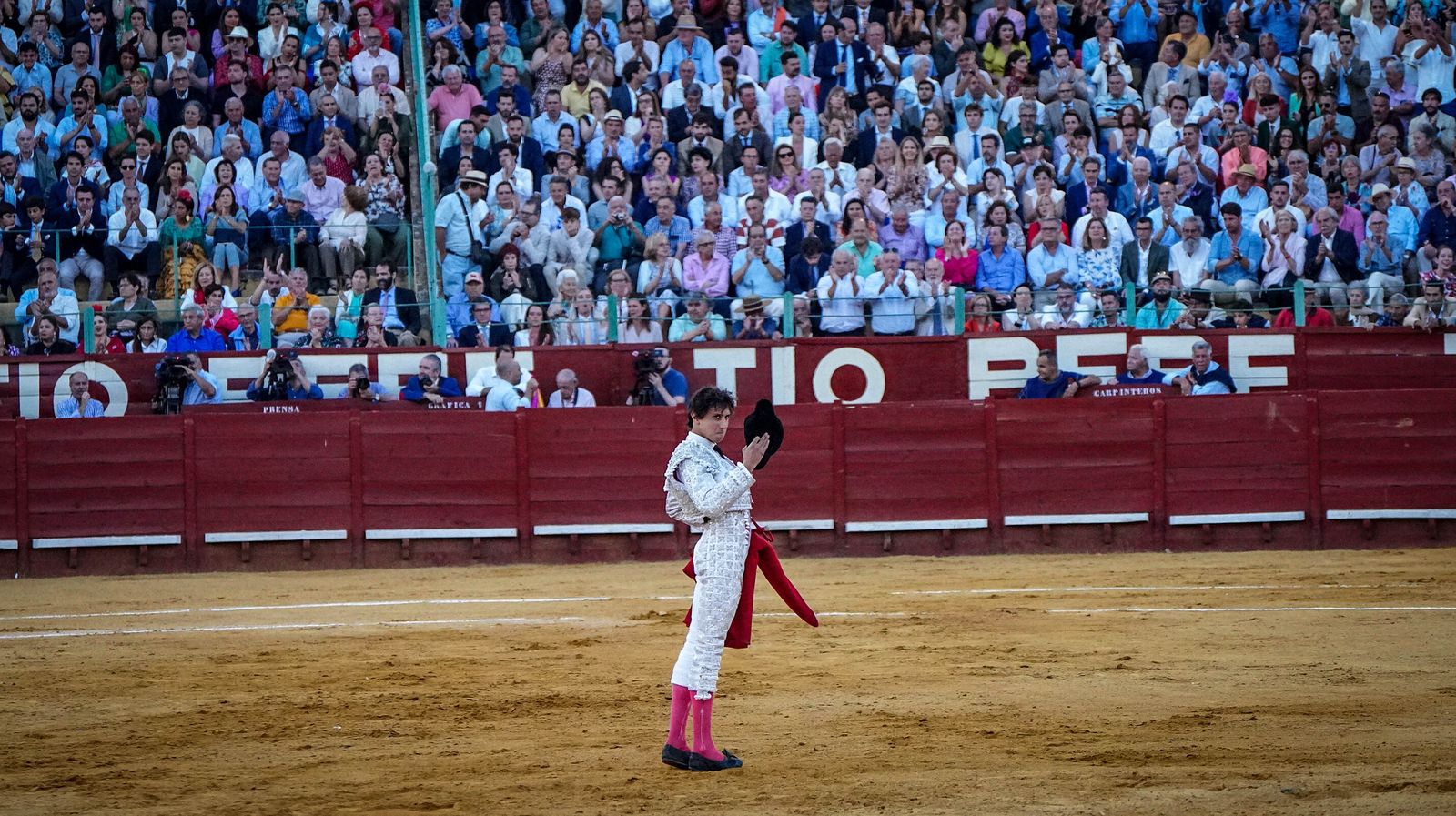 Puerta grande para Roca Rey y El Juli en la plaza de toros de Jerez