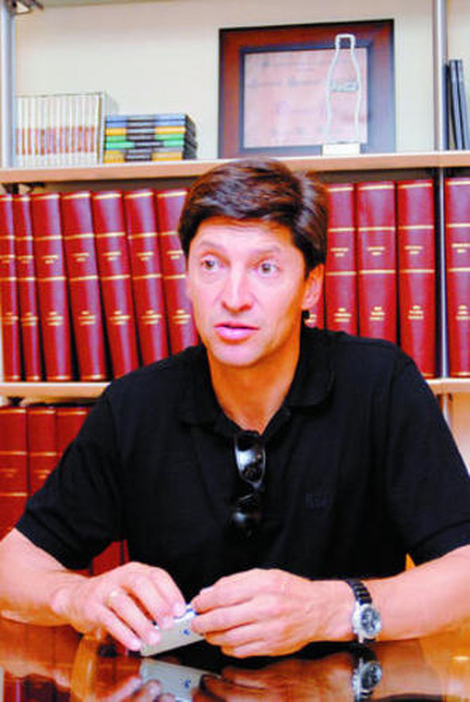 Urbano Ortega cree que el Granada CF puede formar un equipo competitivo.