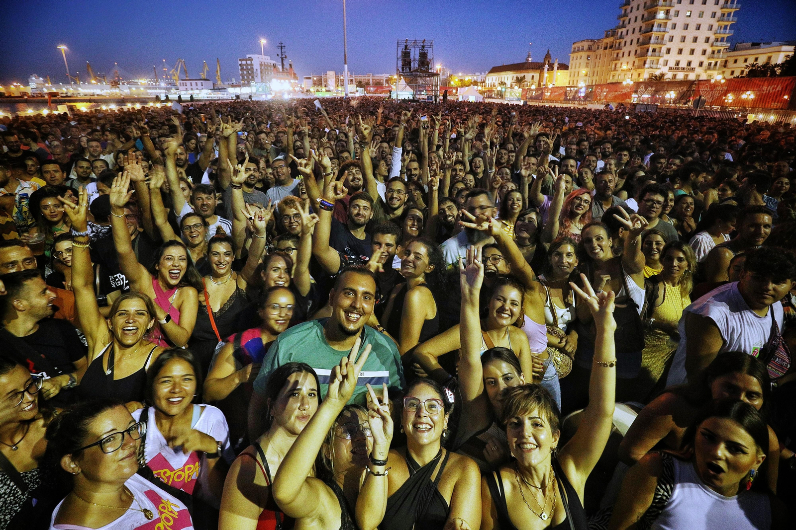 Búscate en el concierto de Estopa en Cádiz