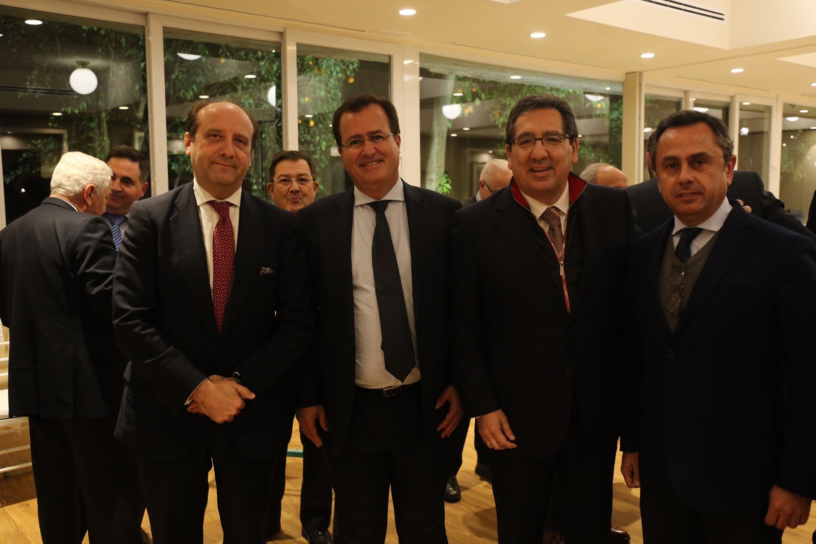 El abogado Joaquín Moeckel, Juan Carlos Cabrera, Antonio Pulido (Fundación Cajasol) y Ricardo Suárez.