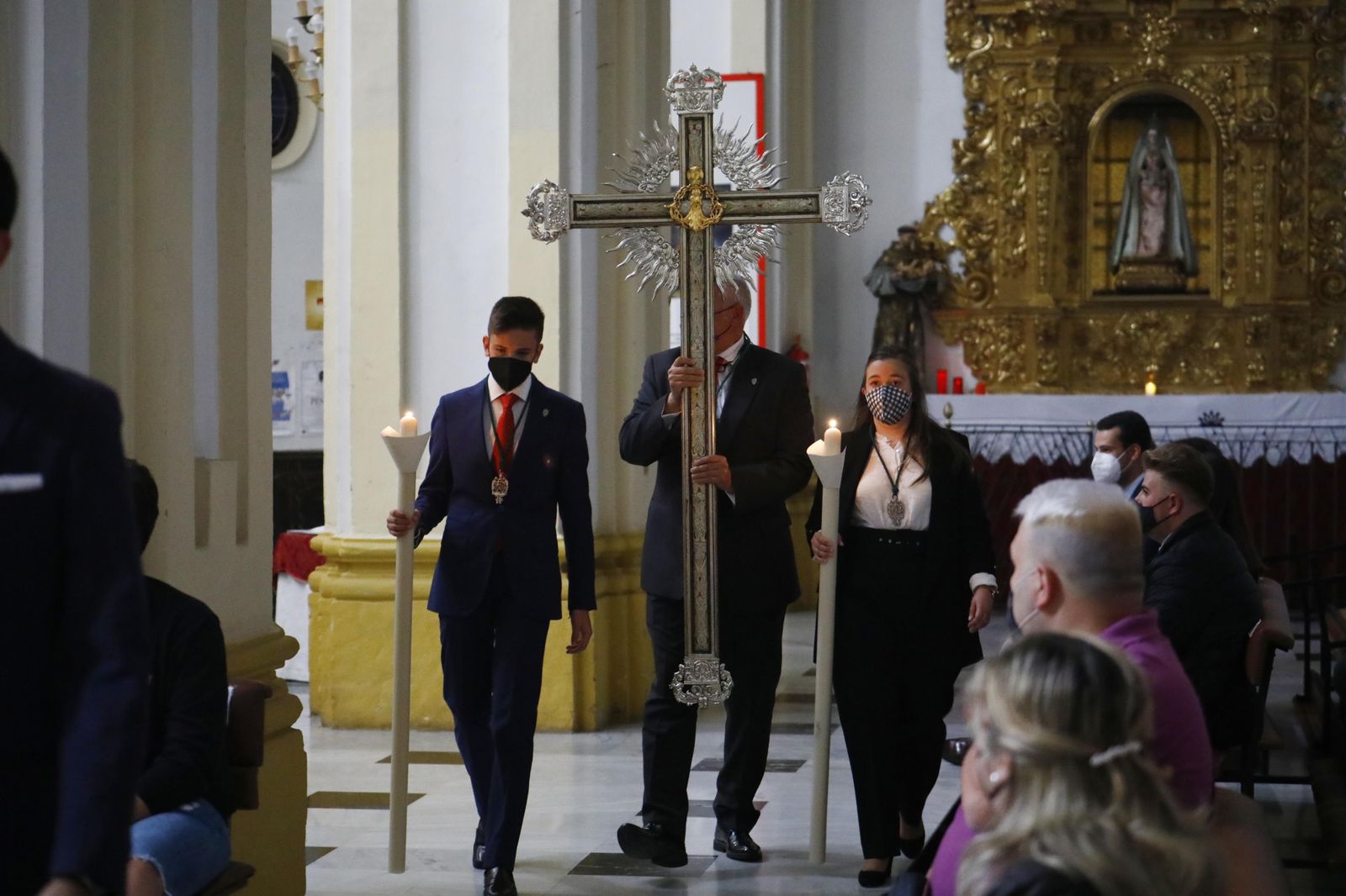 El vía crucis del Señor de las Penas, en fotografías