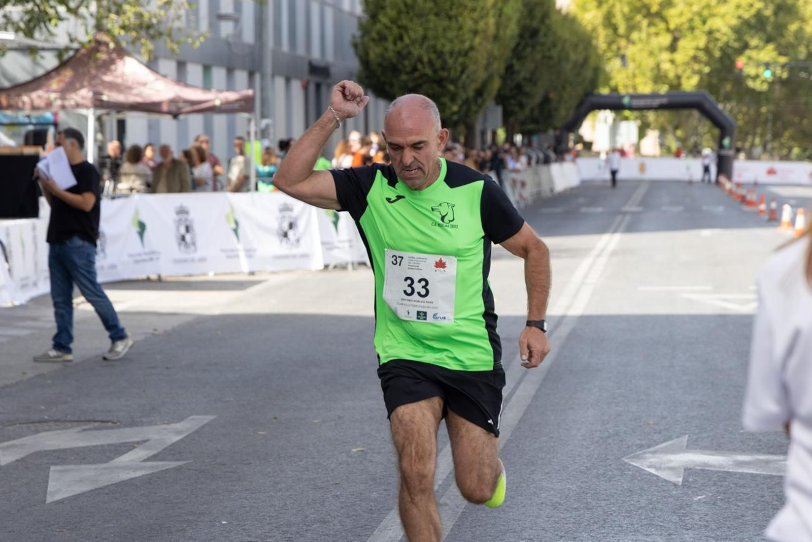 Ignacio Fontes y Marta Serrano reinan en la XXXVII Milla Urbana Internacional de Otoño 'Manuel Pancorbo'