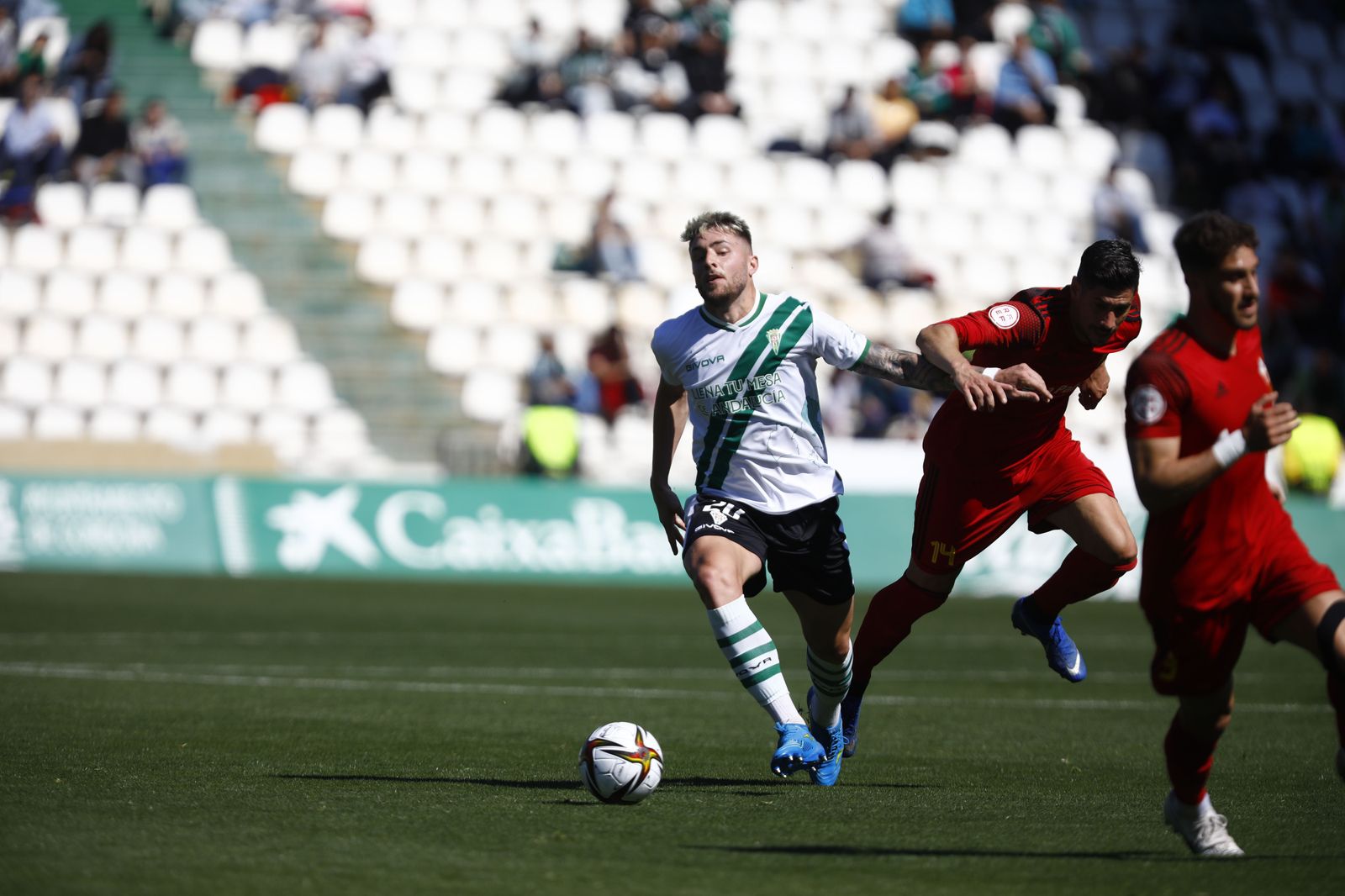 La victoria del Córdoba CF ante el Mensajero, en imágenes