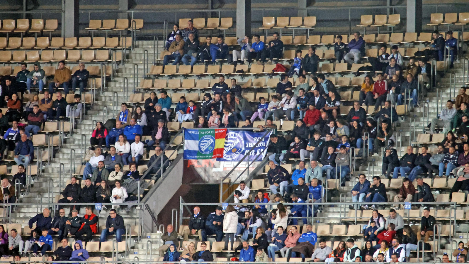 Búscate en el Xerez DFC - Ceuta B en el Municipal de Chapín en Jerez