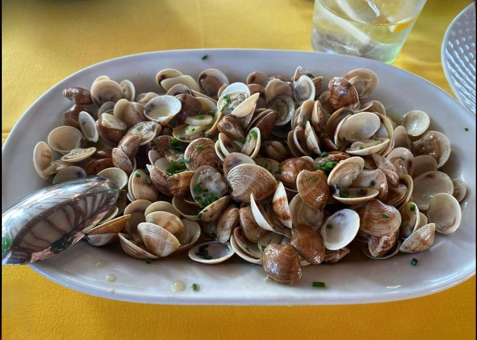 Almejas en el Restaurante La Luna.