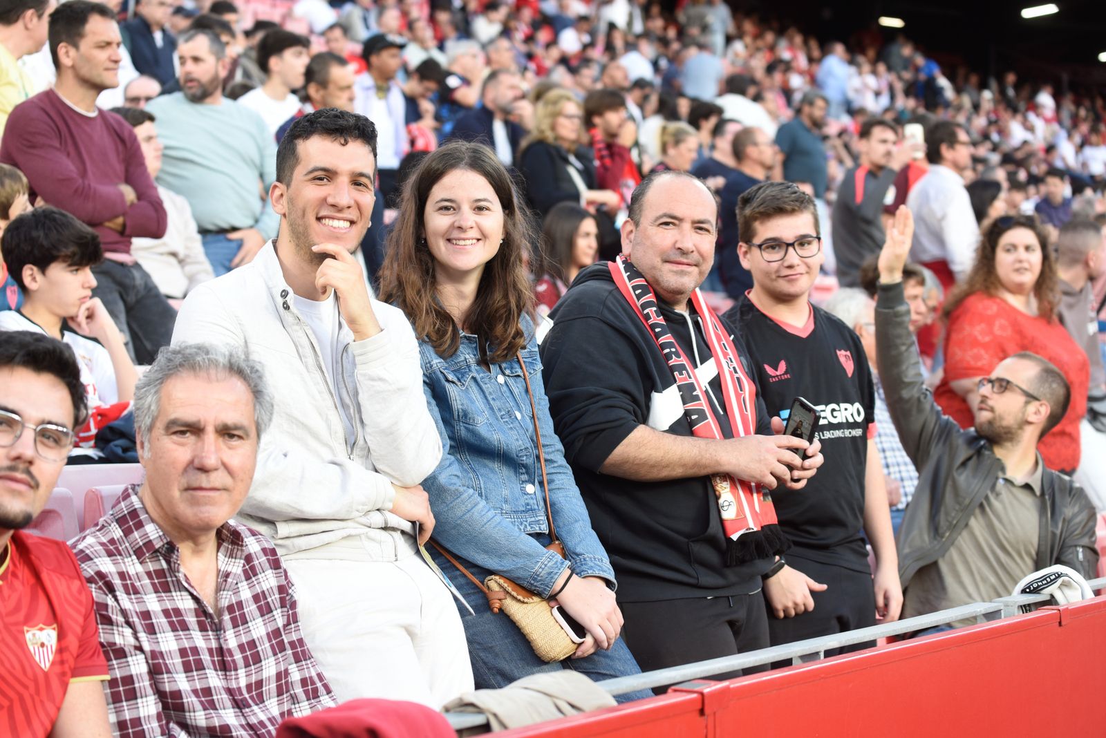 Búscate en el Sevilla FC - Granada CF