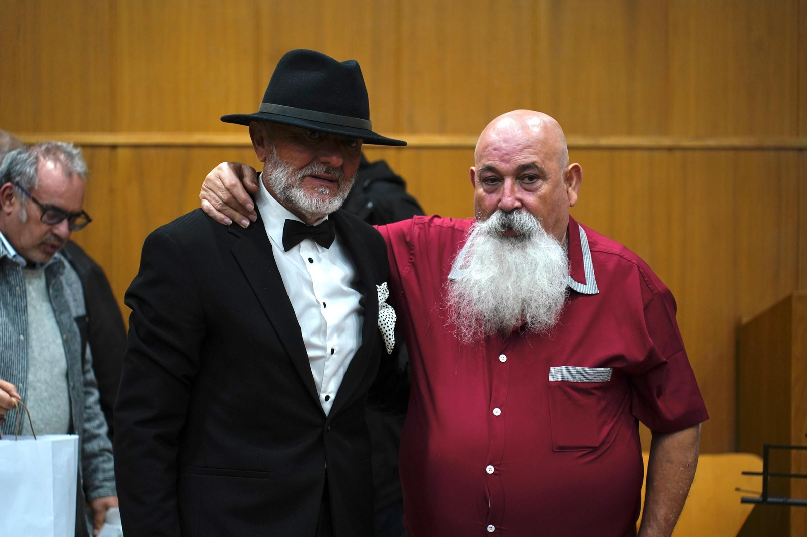 Fotos de la entrega del premio Ateneo José Román de Algeciras 2025 a Juan Moya