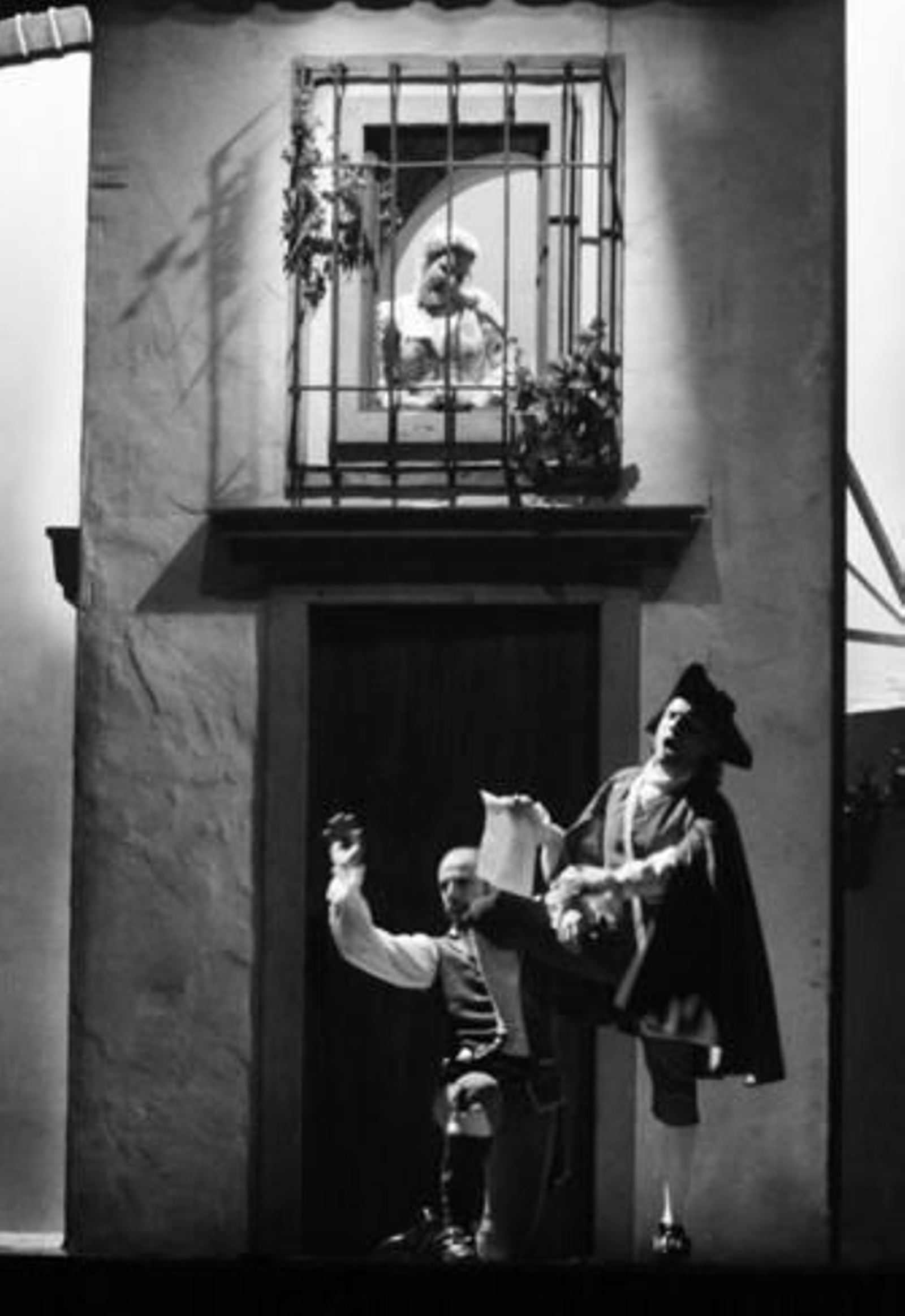 Unos 12.600 niños verán esta semana la versión de 'El barbero de Sevilla' que ha dirigido Tricicle.