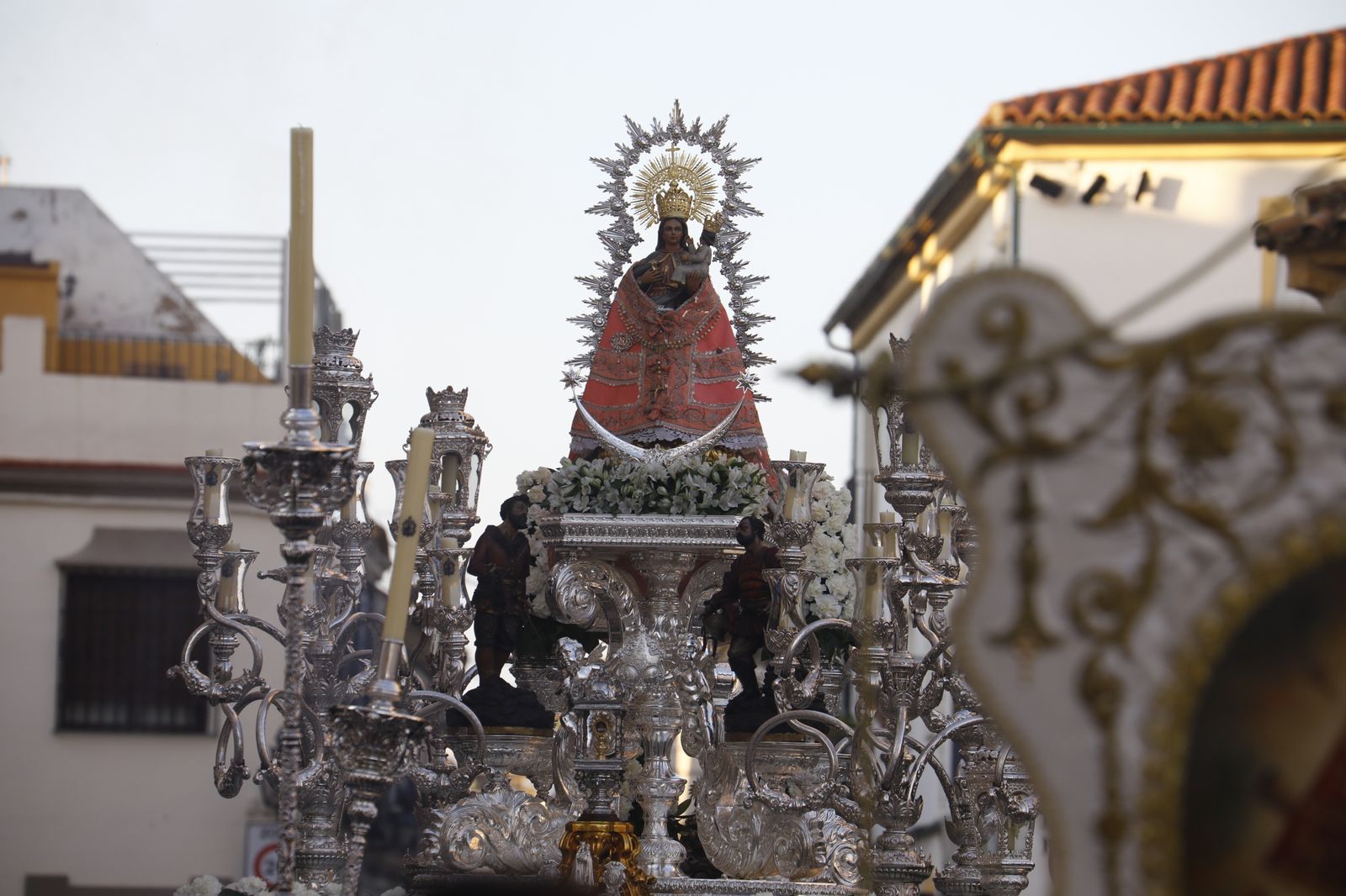 La procesión de la Virgen de Villaviciosa de Córdoba, en imágenes