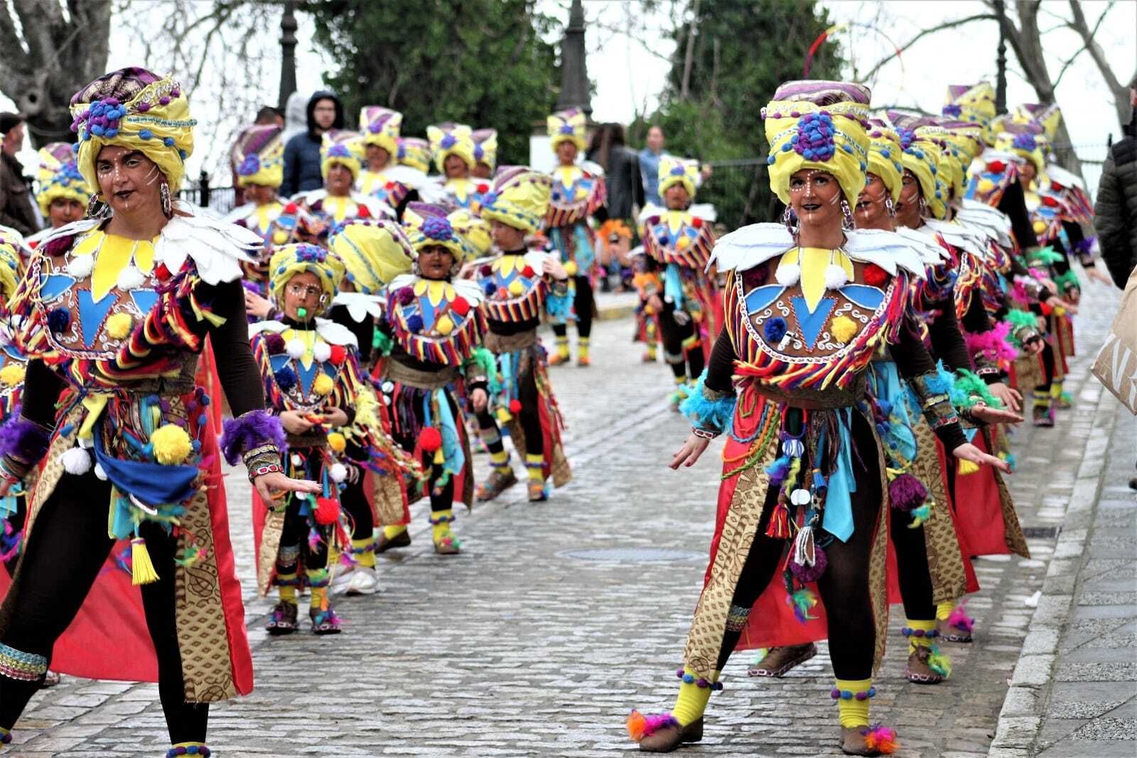 Las imágenes del Gran pasacalles del Humor de Alcalá de los Gazules