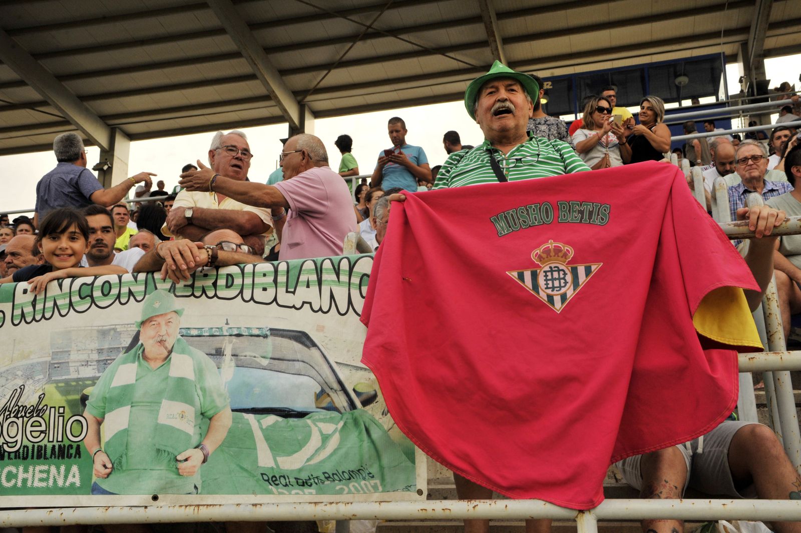 Las imágenes del Arcos-Betis (2-2)