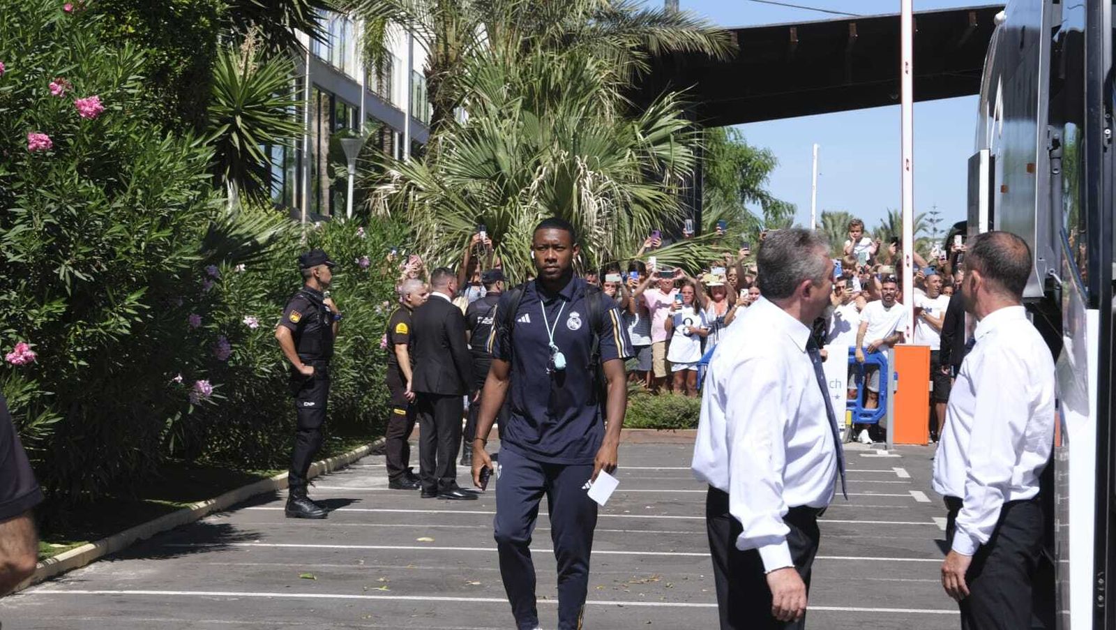 La llegada del Real Madrid a Almería en imágenes