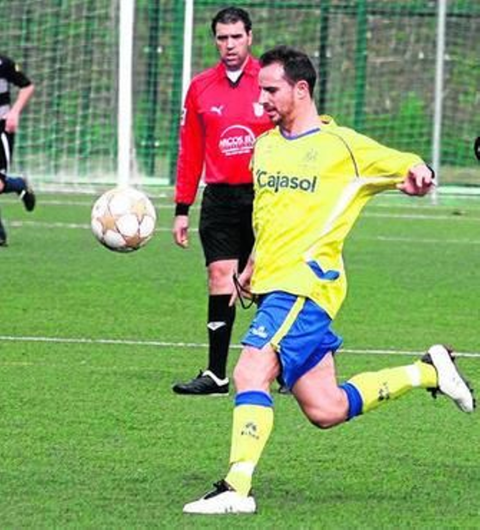 Javi Carrasco, del Moguer, fue uno de los suspendidos por el Comité.