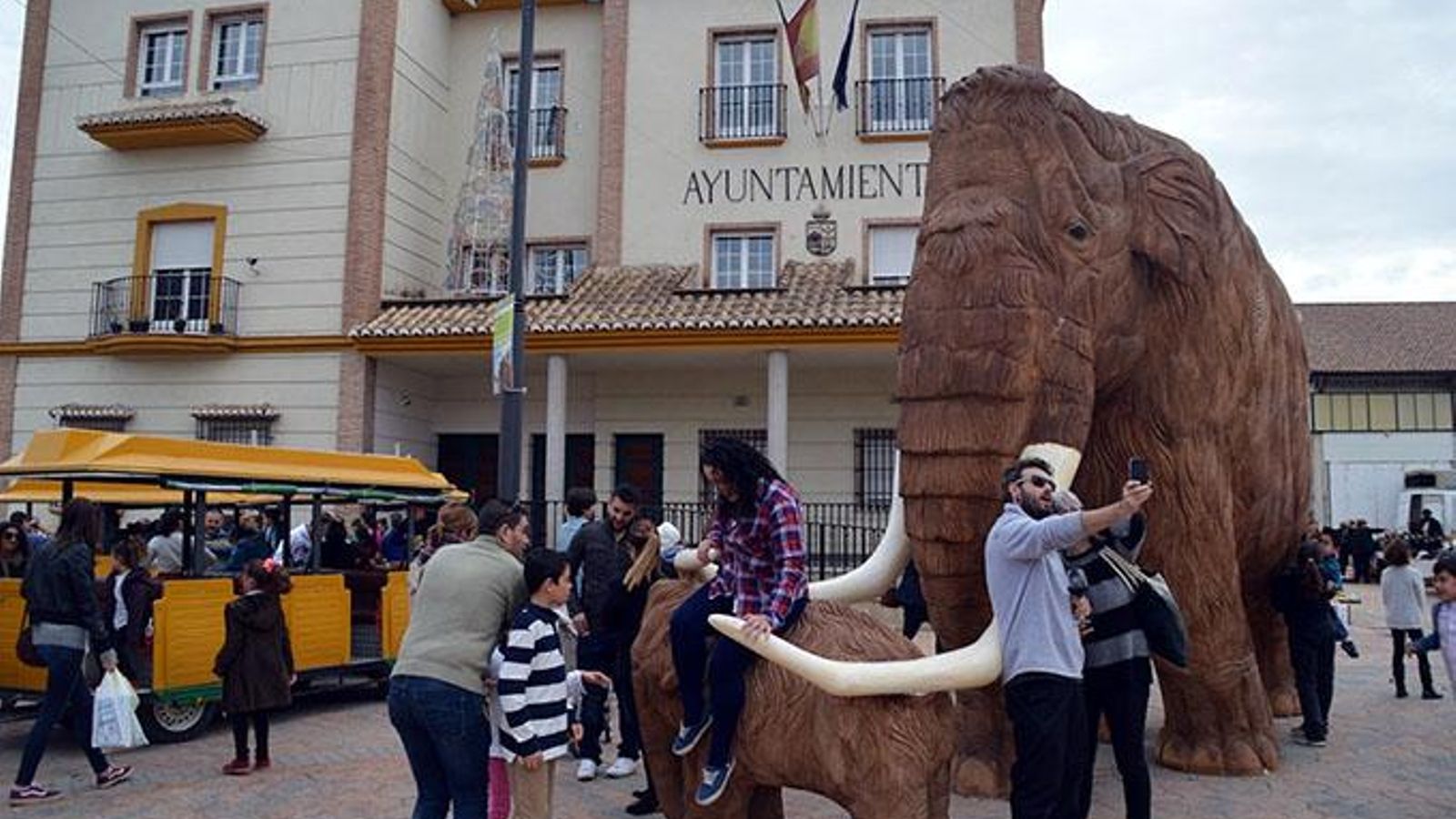 El mamut es un emblema para la localidad.
