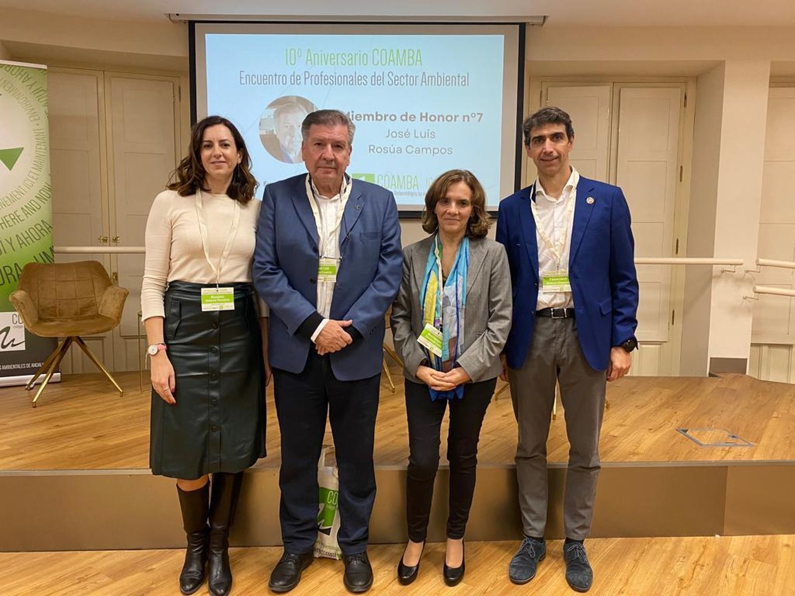 Rosario Vargas Pacheco, Presidenta de COAMBA, José Luis Rosúa Campos y Montserrat Zamorano Toro, Miembros de Honor de COAMBA y Francisco Serrano Bernardo, Vocal de Defensa de COAMBA