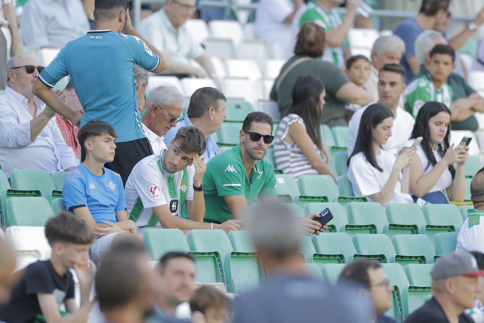 Búscate en la fotos del Betis-Sparta