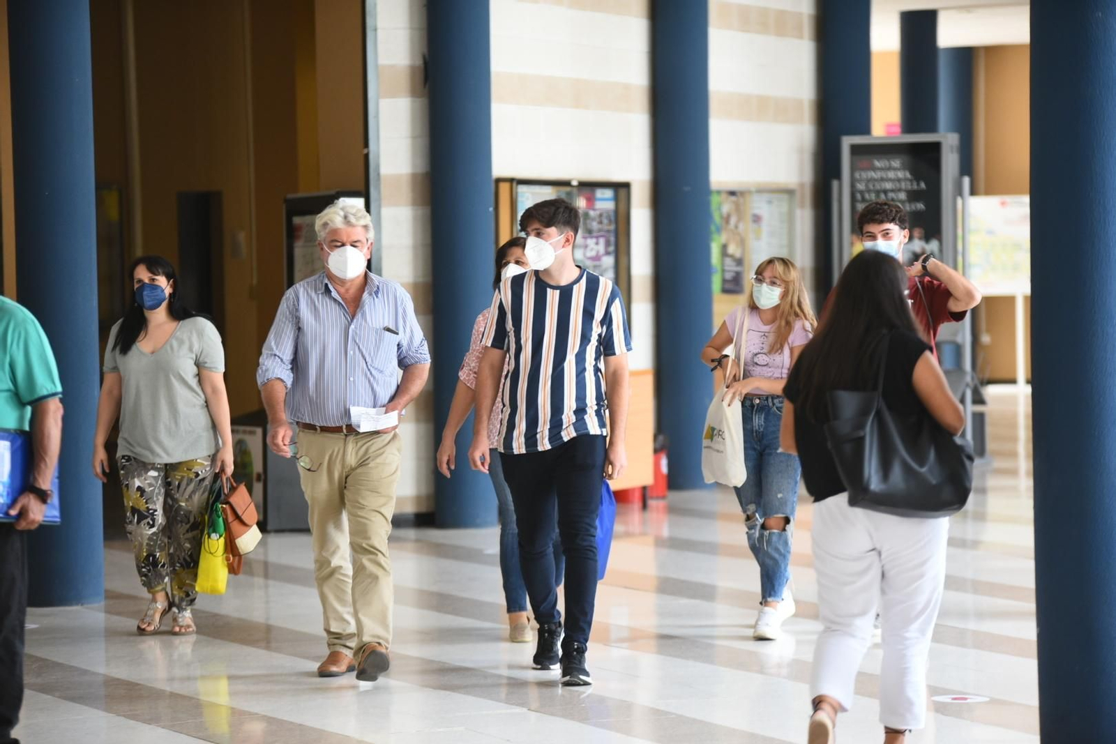 Alumnado de la UCO en el Campus de Rabanales.
