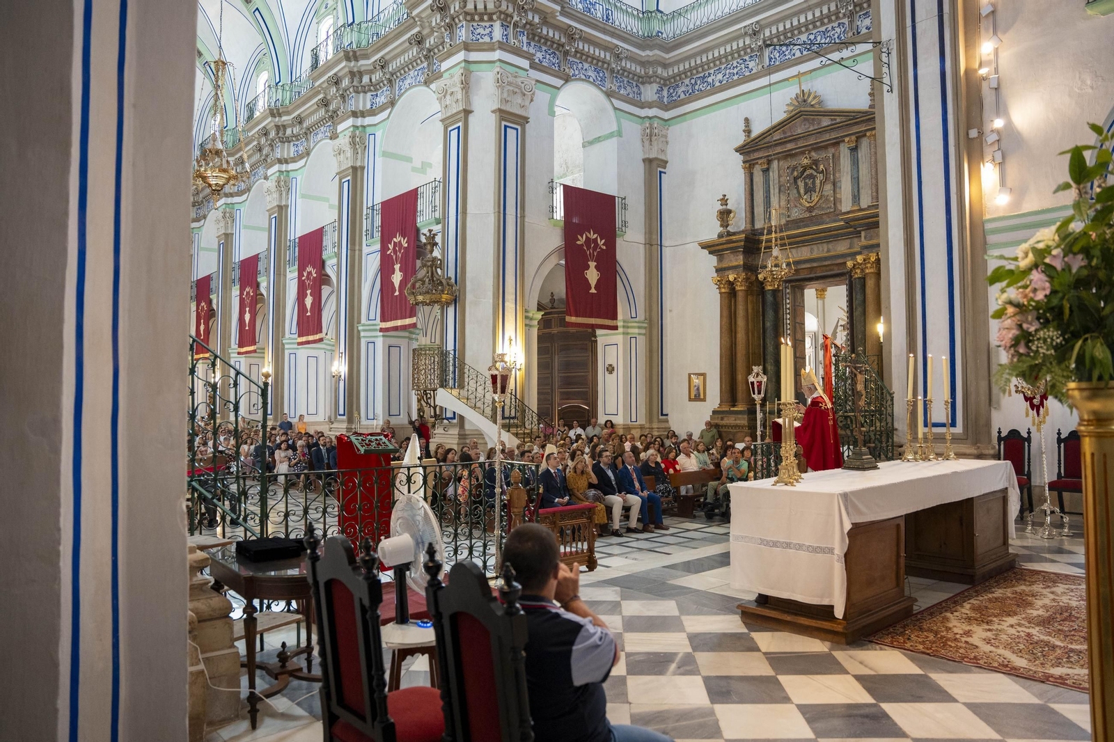 Eucaristía y procesión de Exaltación de la Cruz en la localidad de Vélez-Rubio