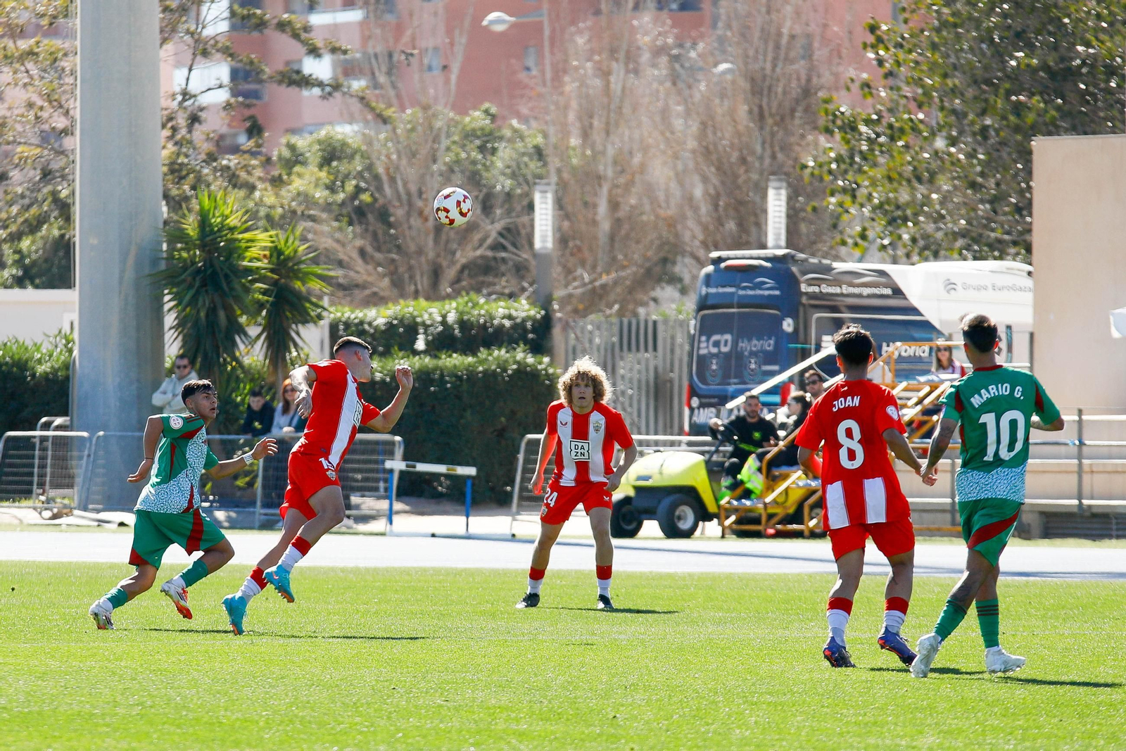 Las imágenes de Segunda RFEF entre Almeria B y recreativo de Granada