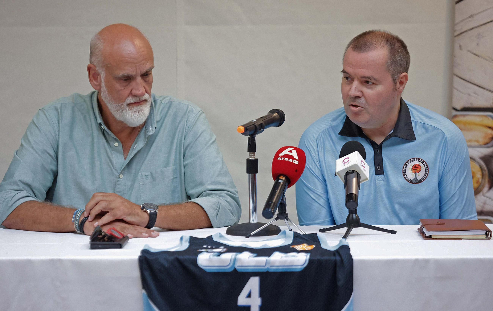 Fotos de la presentación de la ULB 2024 -25 en La Línea