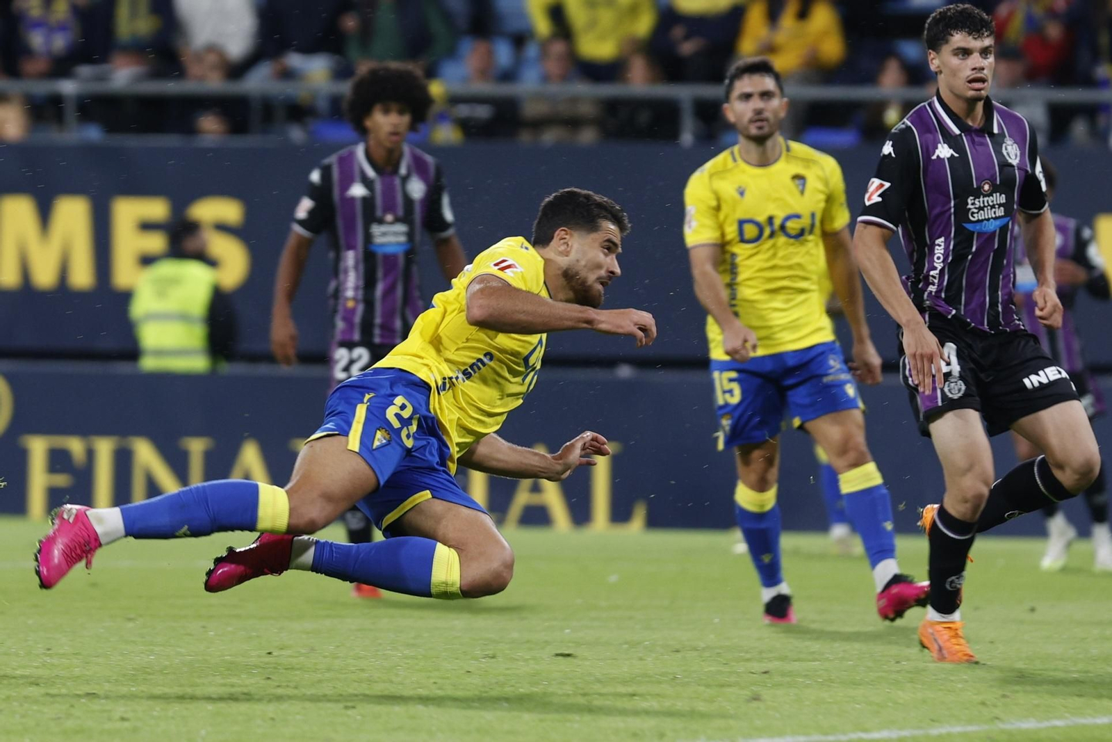 Las imágenes del Cádiz CF- Valladolid