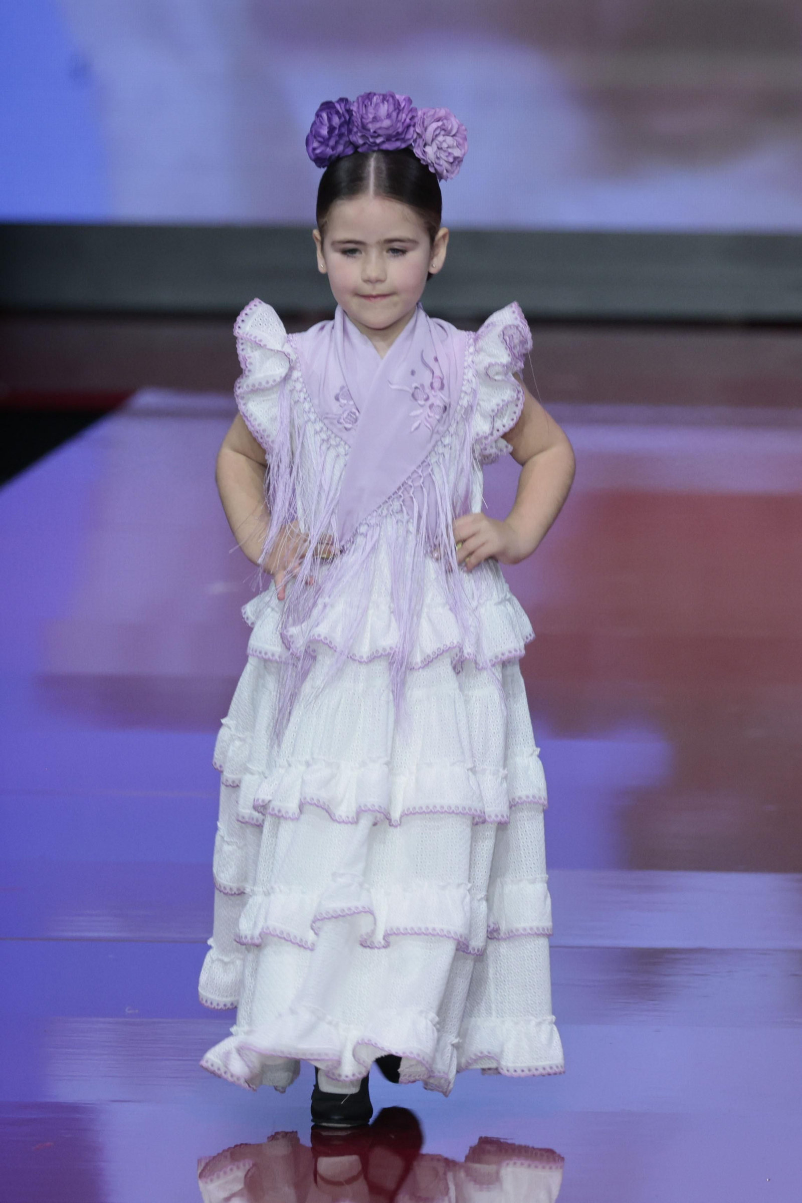 El desfile de Hermanas Serrano en SIMOF 2022, todas las fotos