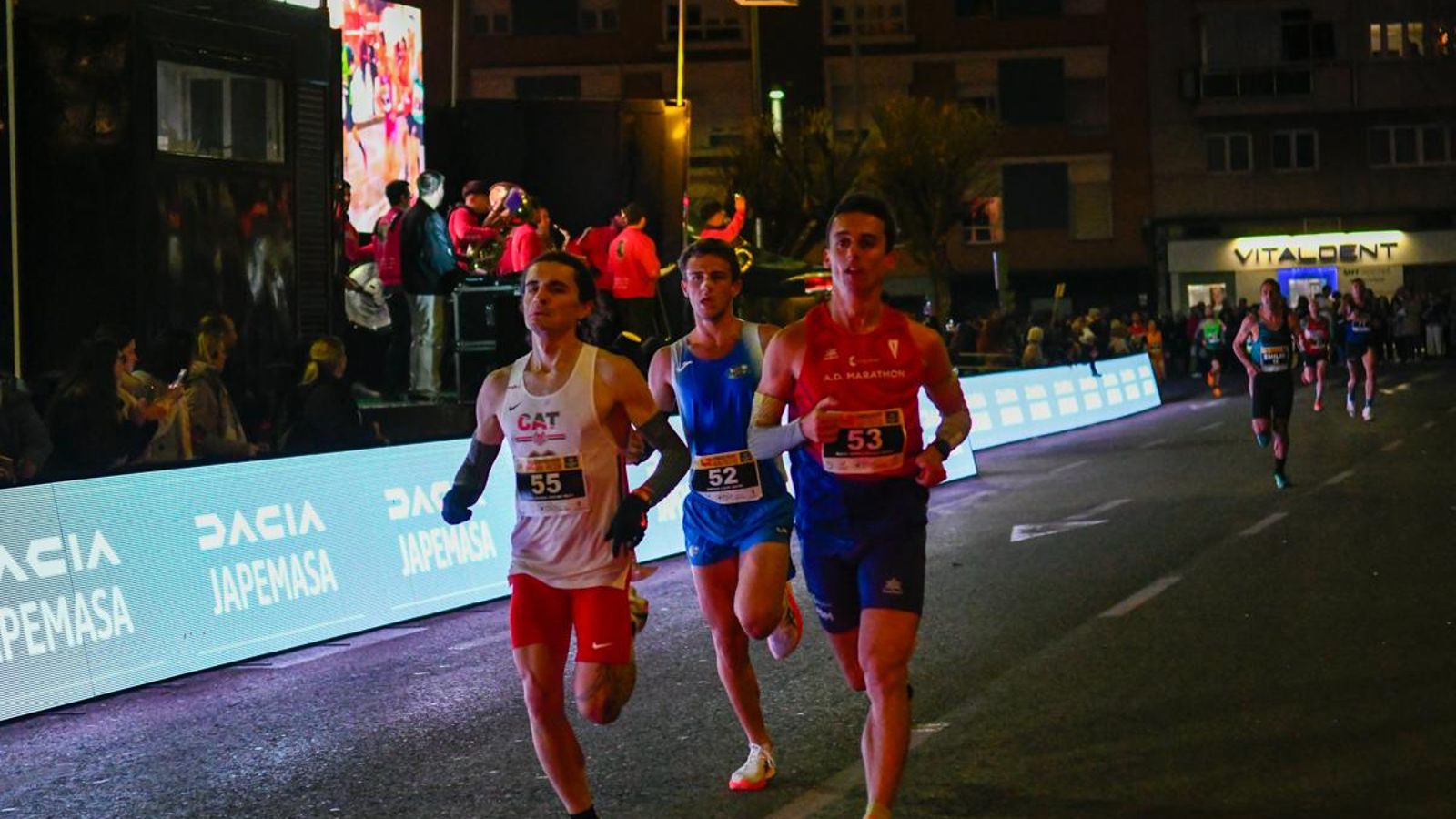En imágenes: la élite del atletismo mundial despliega su calidad en la Carrera de San Antón de Jaén
