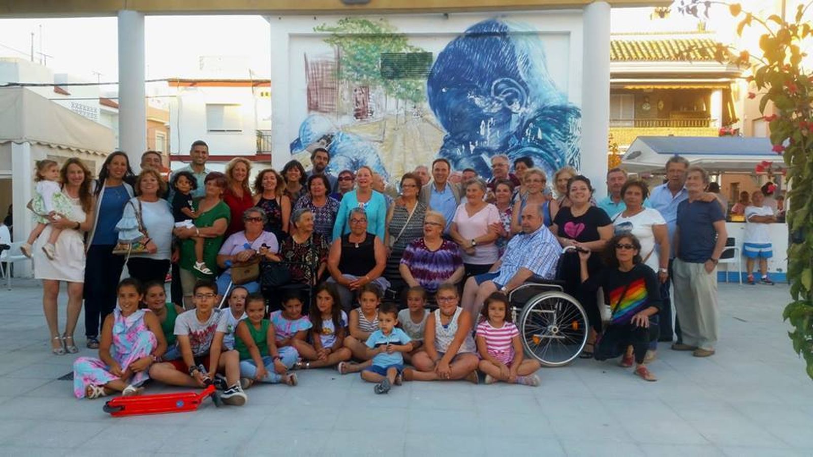 Concluyen    las obras en           la plaza                       de Paco Teja